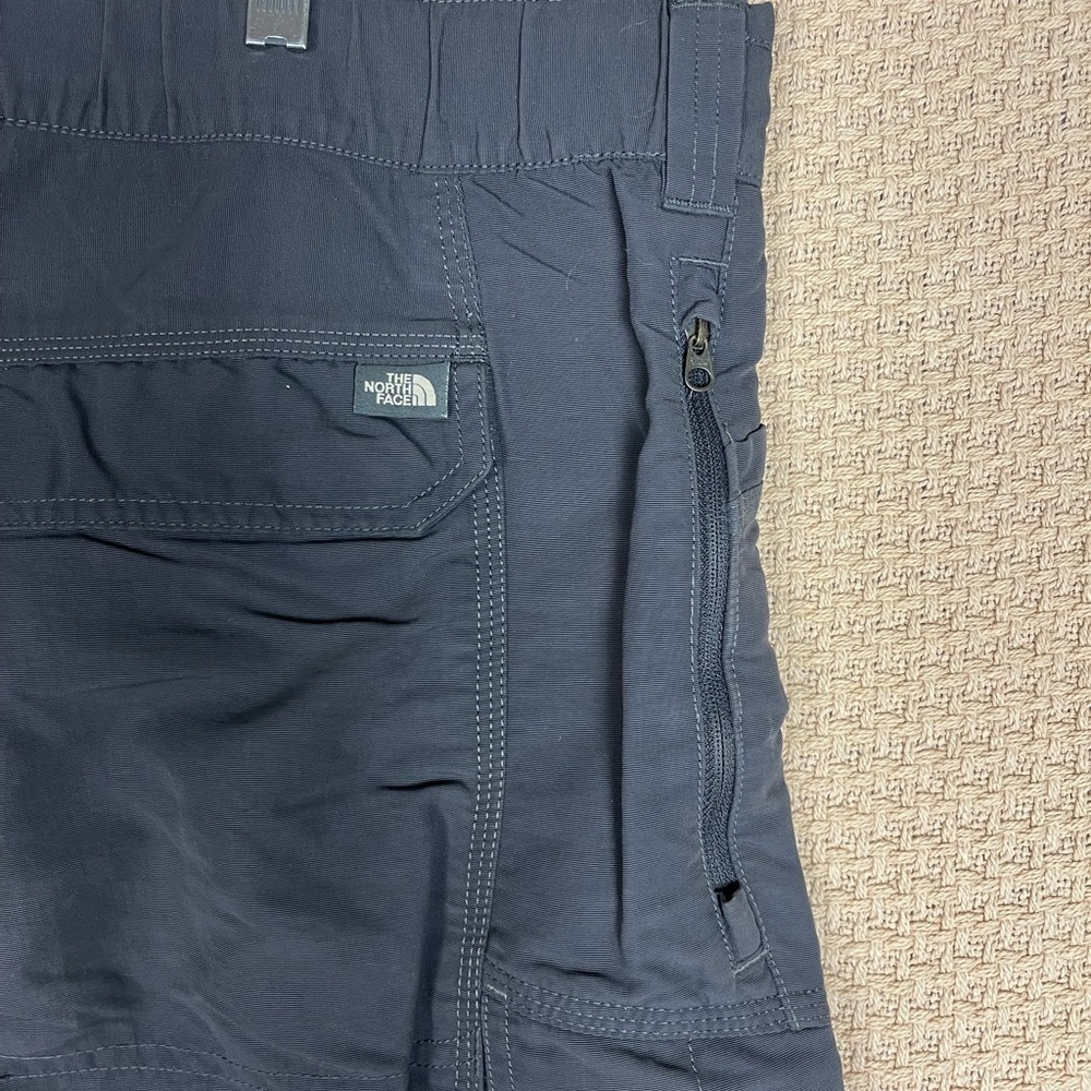 The North Face Cargo Pants Men's Size XL Grey Pants - Picture 7 of 10